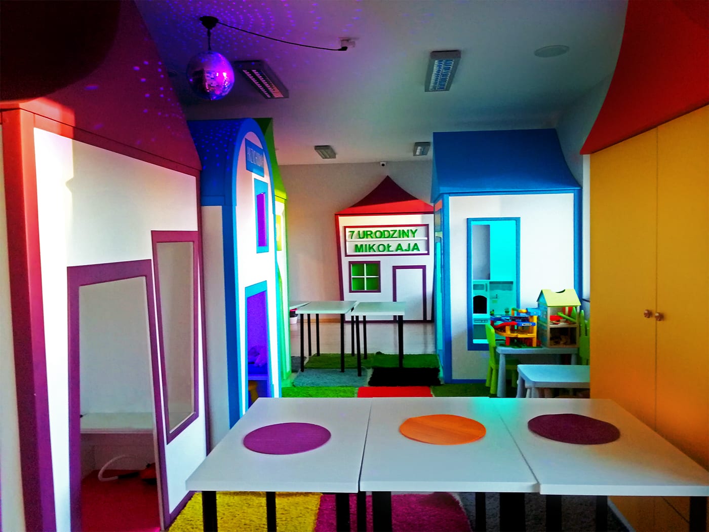 Sala urodzinowa w Brykolandii